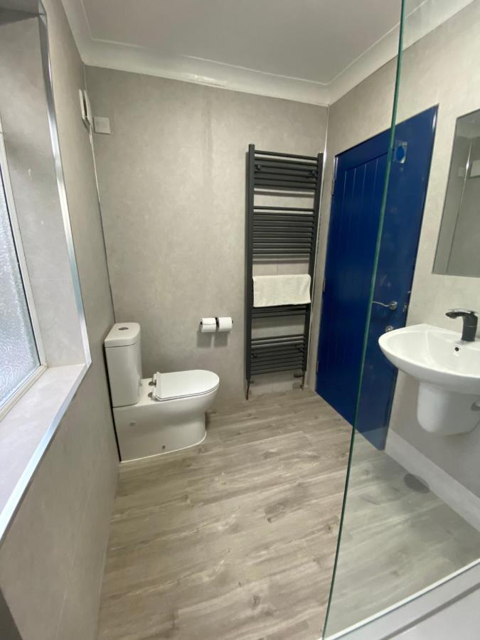 Harewood Lodge - Single And Double Rooms Self Serve Apartment King's Lynn Exterior foto