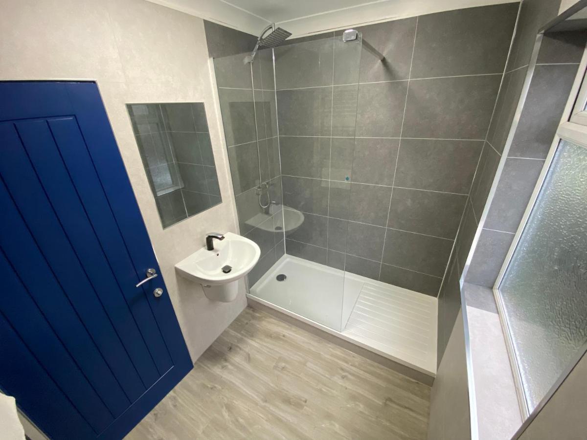 Harewood Lodge - Single And Double Rooms Self Serve Apartment King's Lynn Exterior foto